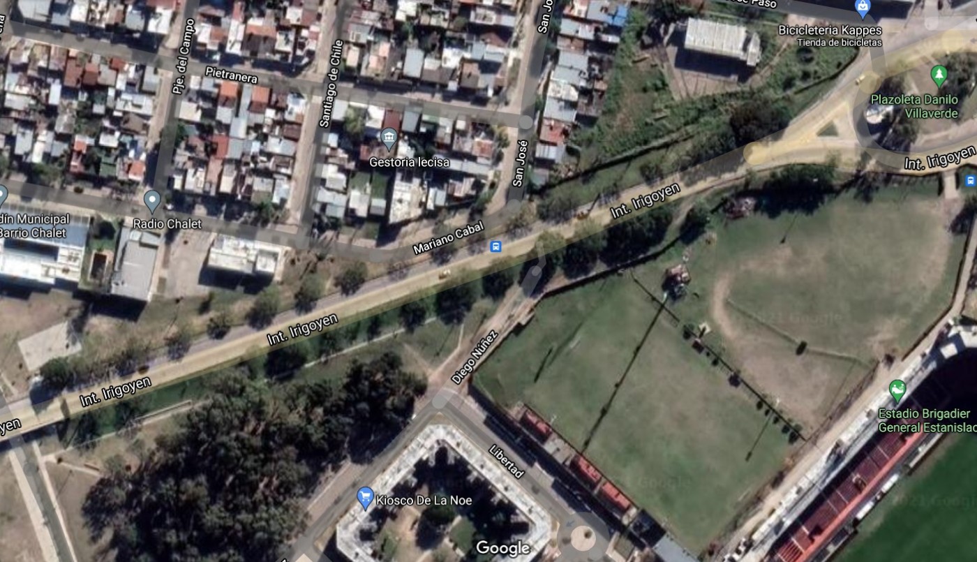 Auto baleado en el ingreso sur a la ciudad: Viajaba con su hermana y sus dos hijos | Noticias