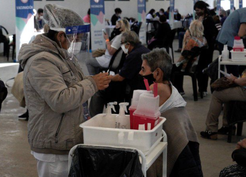 Con más de 3 mil turnos sigue hoy la campaña de vacunación contra el Covid | Noticias
