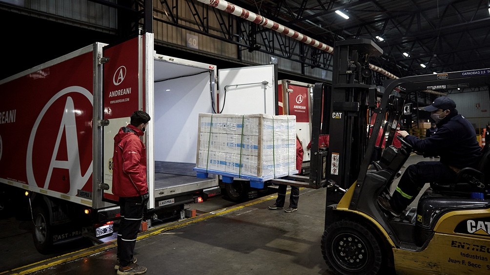 Llega otro vuelo desde China con 1.736.000 dosis de Sinopharm | Nacionales