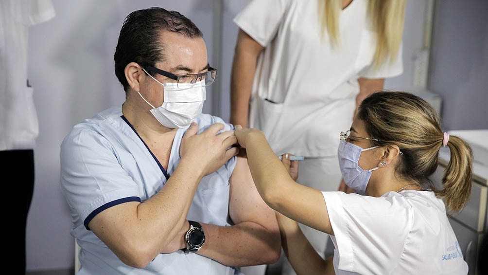 Coronavirus: Tucumán aplicará tercera dosis de la vacuna a todo el personal de salud | Nacionales