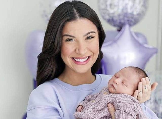 Una influencer no le asignará género a su bebé: quiere que lo elija cuando crezca | Redes