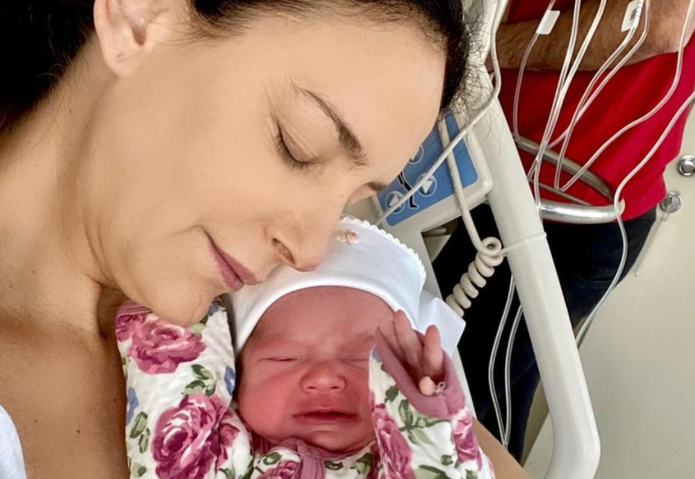 Nació Lupe, la hija de Lucha Aymar: "Feliz y agradecida a la vida" | Deportes