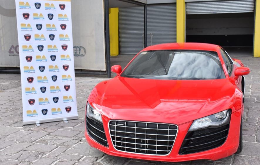 Subastan un Audi R8 incautado por hacer trompos en Palermo: el dinero recaudado tendrá fines benéficos | Nacionales