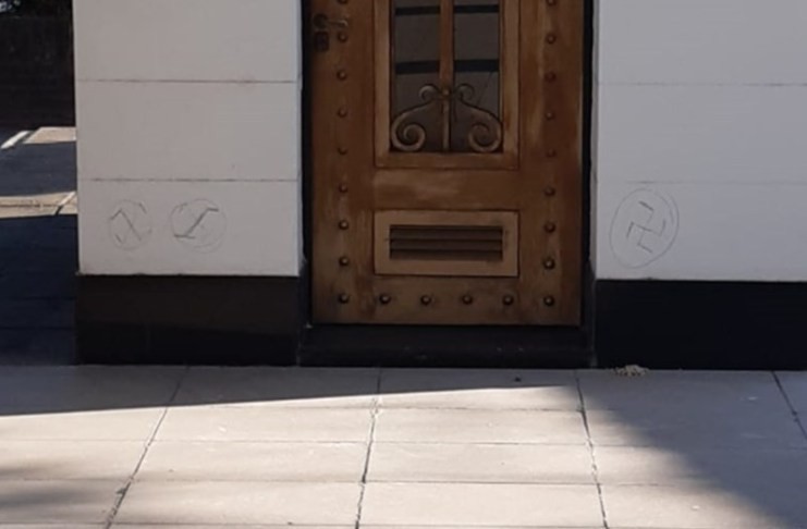 DAIA repudió las pintadas de esvásticas en el Cementerio de la Comunidad Israelita | Noticias