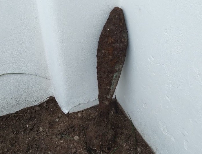 Córdoba: halló un misil enterrado en su casa cuando cavaba para poner plantas | Nacionales