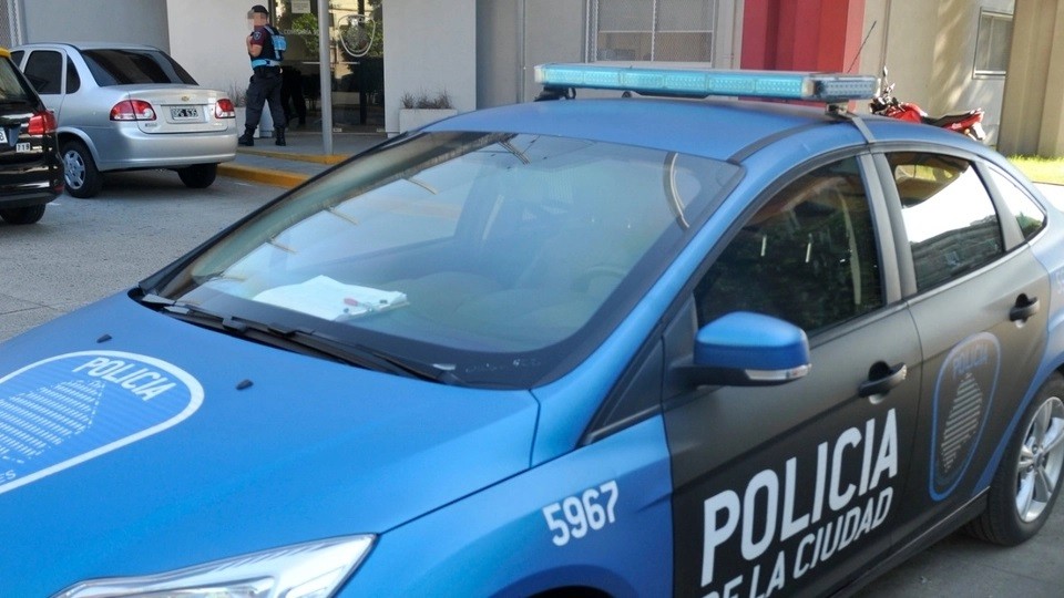 Detuvieron a una mujer acusada de haber gastado más de $200.000 en whisky con una tarjeta robada | Nacionales