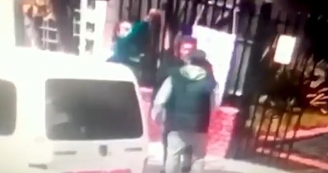 "Luchona": un padre discriminó a una mamá del jardín y perdió un ojo en una brutal pelea | Nacionales