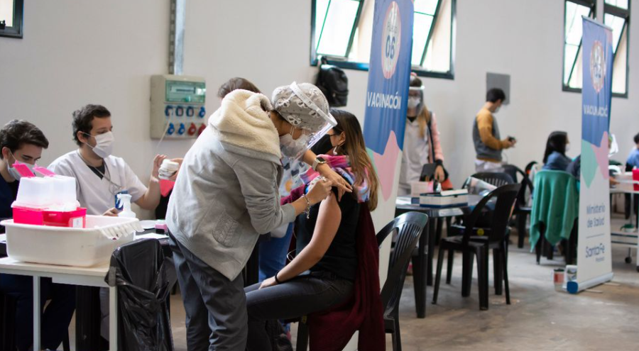 Más de 3 mil santafesinos serán inoculados hoy contra el Covid | Noticias