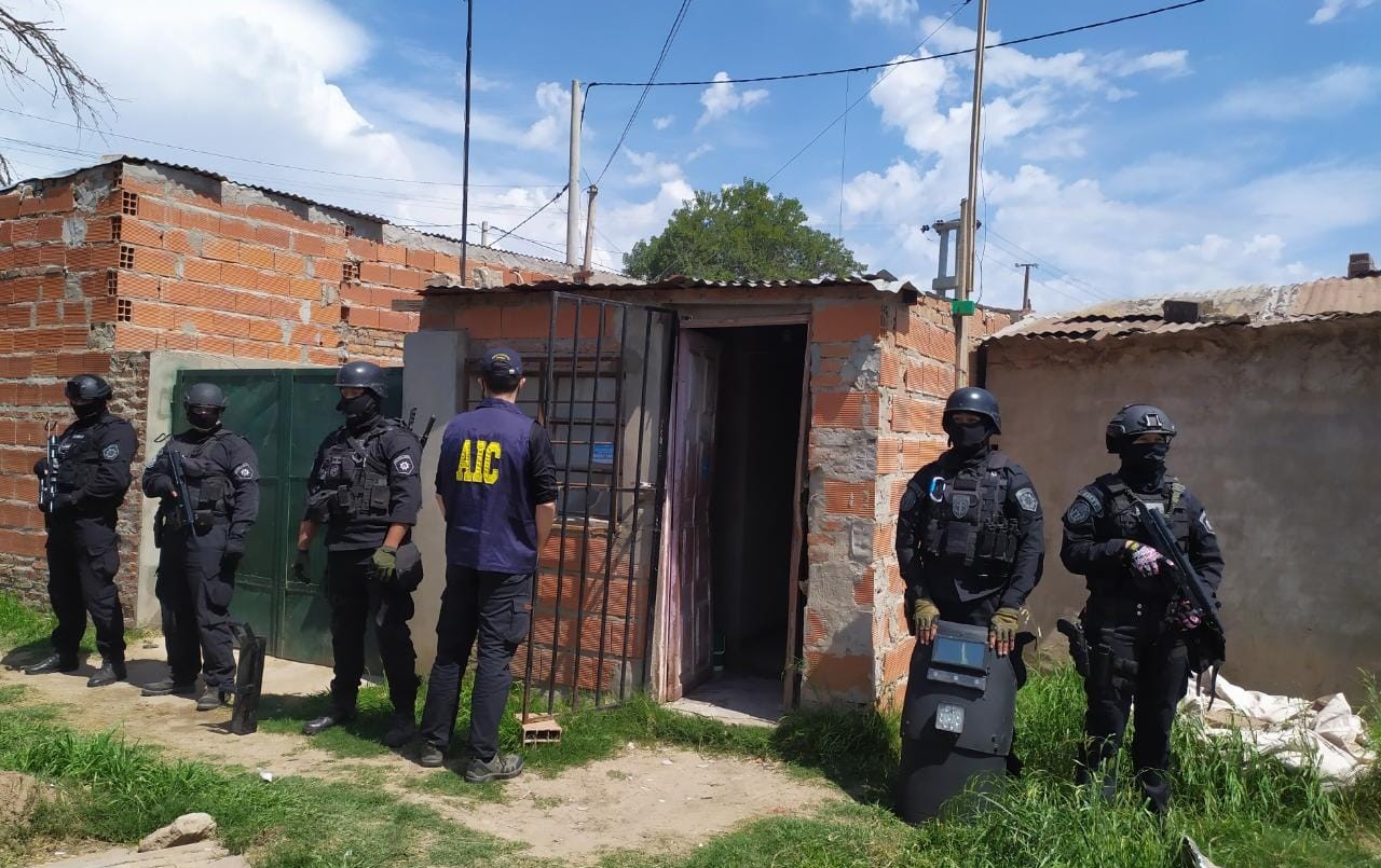 Seis detenidos en 28 procedimientos por delitos de abuso de armas | Policiales