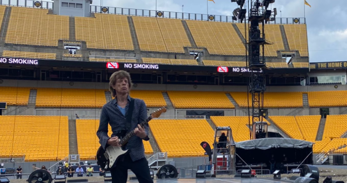 Mick Jagger visitó un bar lleno de fanáticos de los Rolling Stones, se tomó una cerveza y nadie lo reconoció | Espectaculos