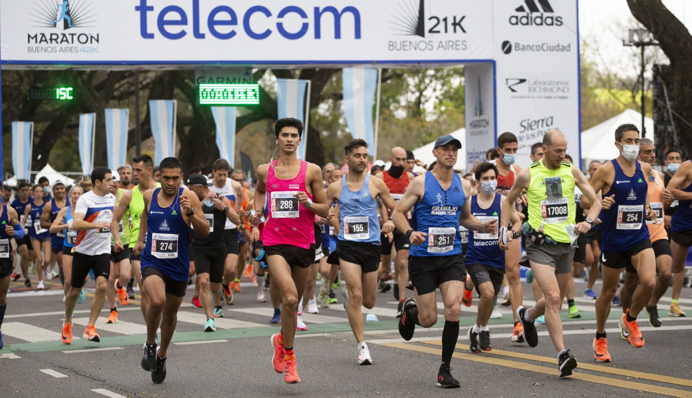 Volvió la Maratón de Buenos Aires, un clásico de la ciudad y del running | Deportes