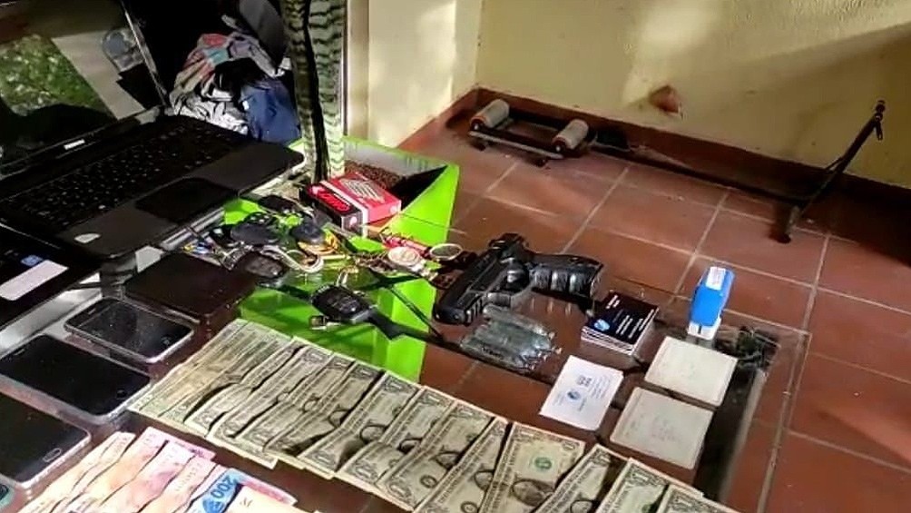 Detuvieron a un falso abogado que vendía ciudadanías extranjeras | Nacionales