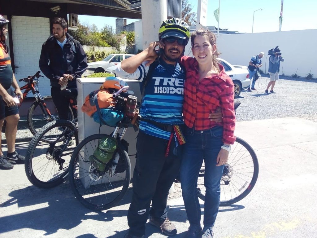 Pedaleó desde México hasta Mar del Plata para reencontrarse con su novia argentina | Nacionales
