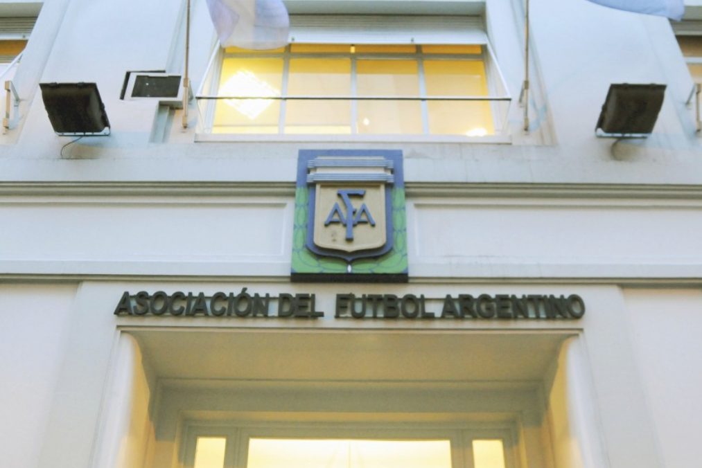 Condenan a la AFA a indemnizar a un árbitro por las lesiones que sufrió por los "entrenamientos intensos" | Deportes