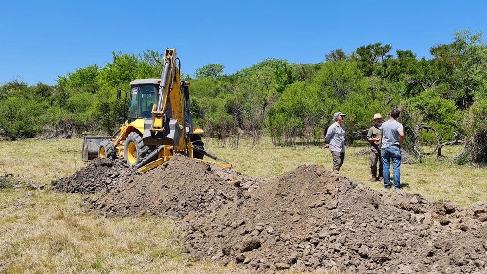 Comenzaron excavaciones en busca de restos de desaparecidos en campo militar en el sur de la provincia | Noticias