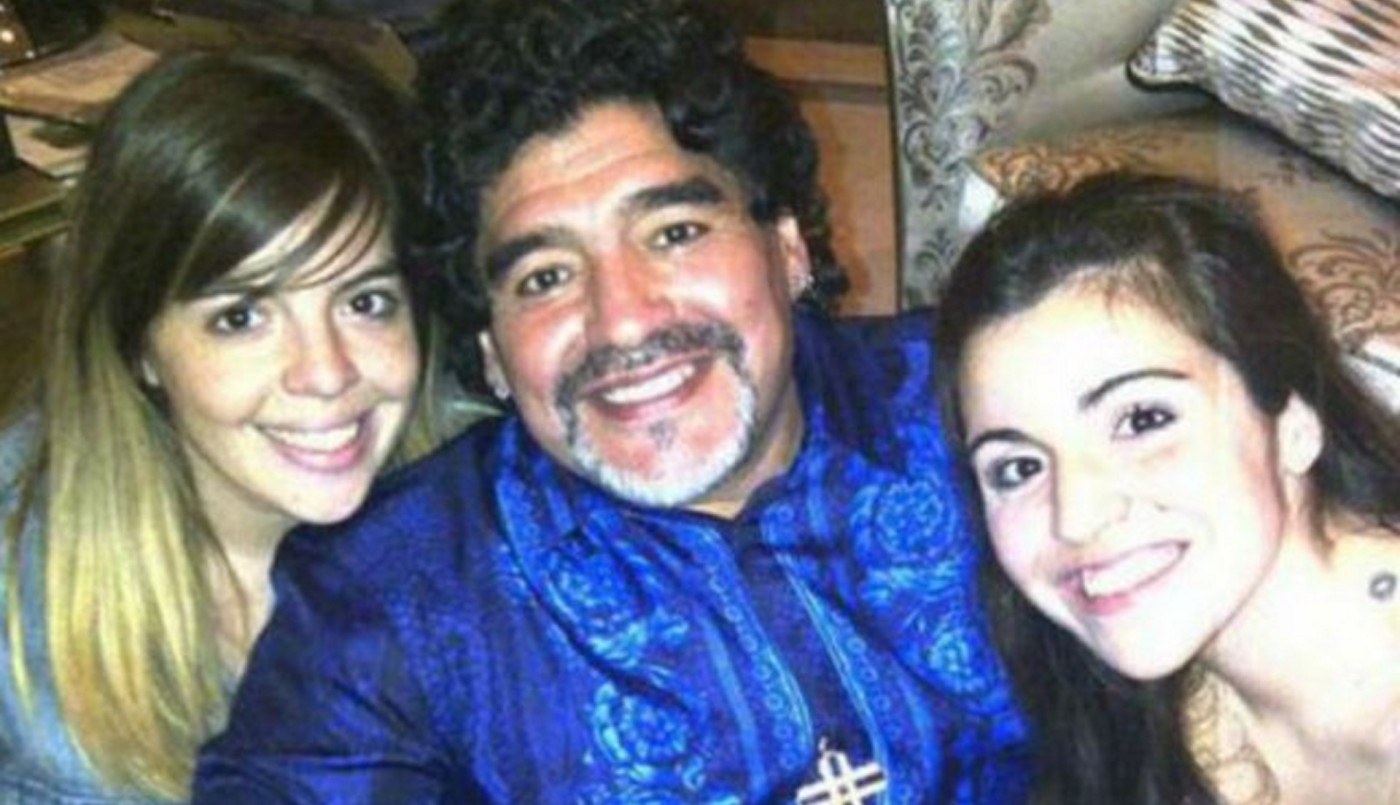 "Es mentira que el tiempo cura todo": los mensajes de Dalma y Gianinna por el primer cumpleaños sin Maradona | Deportes