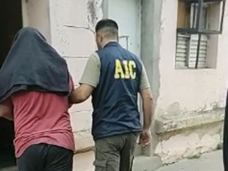 Robaron dos millones y cayó dirigente comunal de una localidad del departamento San Lorenzo | Policiales