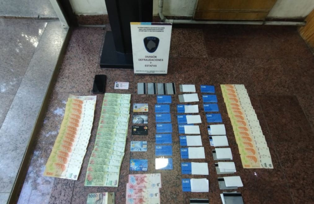 Detuvieron a un hombre acusado de realizar estafas con tarjetas de débito apócrifas | Nacionales