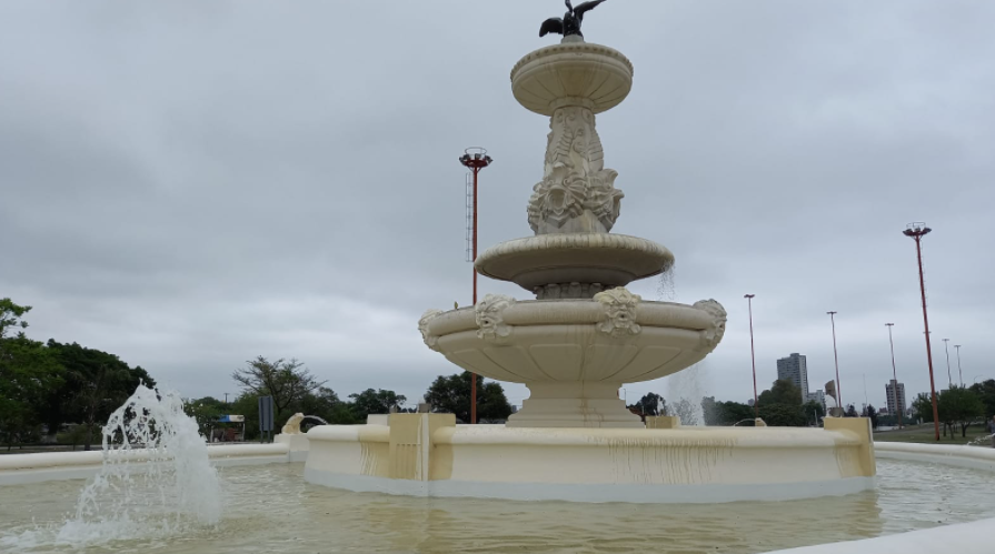 Histórico: Después de 12 años volvió a funcionar la Fuente de la Cordialidad | Noticias