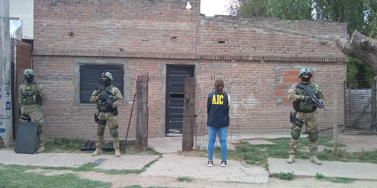 Detuvieron a dos personas en la ciudad por usurpar una vivienda | Policiales