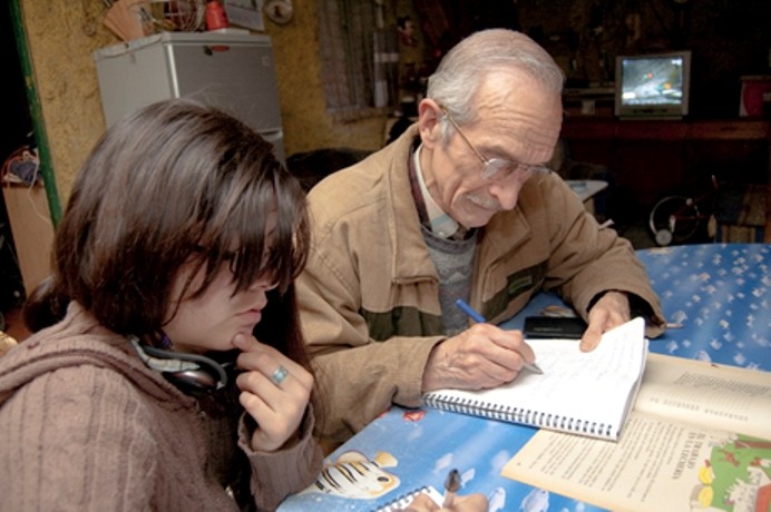 Se oficializó la suba de haberes para jubilados docentes para diciembre en forma excepcional | Información General