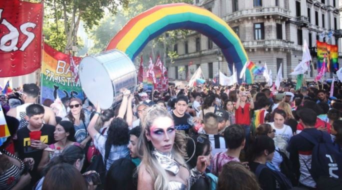 Marcha del Orgullo Gay: cuándo se realiza, cuáles son los reclamos y qué famosa actriz encabezará el desfile | Igualdad y Género