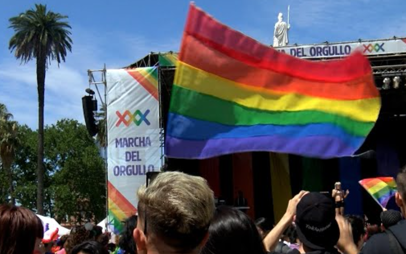 Buenos Aires: miles de personas se movilizaron por la Avenida de Mayo en la 30 edición de la Marcha del Orgullo | Igualdad y Género