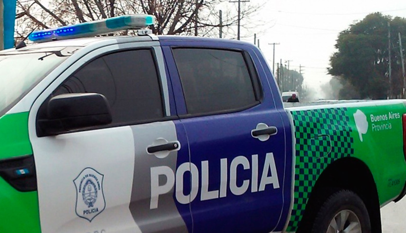 Berazategui: un policía bonaerense mató de un balazo en la cabeza al novio de su ex pareja | Nacionales