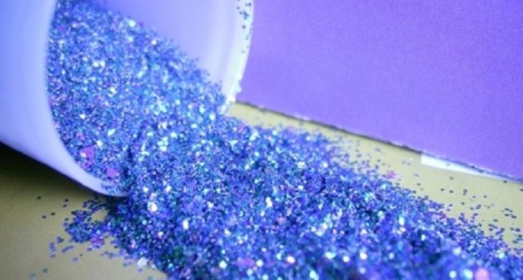 Una nena aspiró purpurina y quedó en terapia intensiva | Nacionales