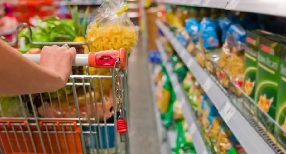 Canasta básica: una familia necesitó más de $72.000 para no caer en la pobreza en octubre | Nacionales