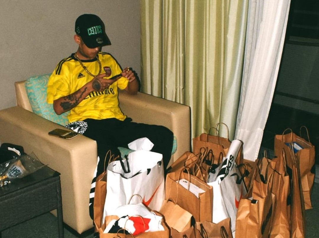 "Soñar y cumplir sueños": shows, fans, compras y más reflexiones de L-Gante | Espectaculos