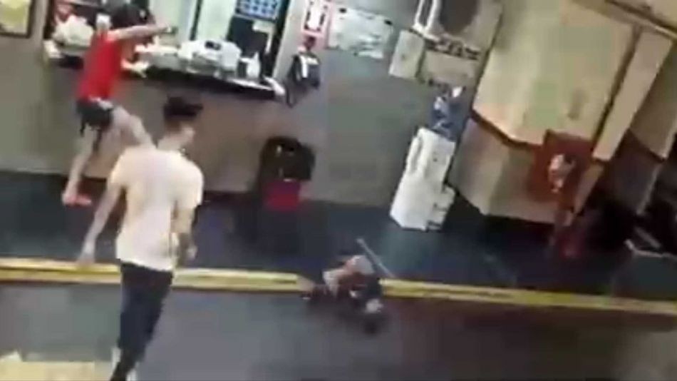 Lleva tres días prófugo el adolescente que golpeó y dejó grave al empleado del garaje | Nacionales