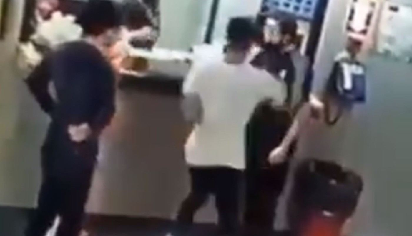 Sigue la búsqueda del joven que le pegó una brutal piña al playero: allanamientos y 22 celulares secuestrados | Policiales