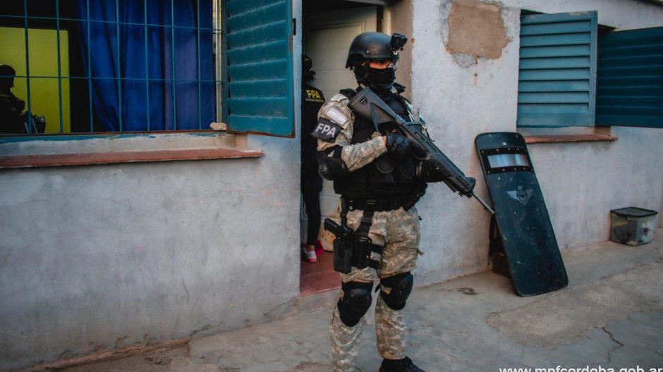 Megaoperativo narco en Córdoba: 9 detenidos y más de 40 ladrillos de marihuana secuestrados | Nacionales