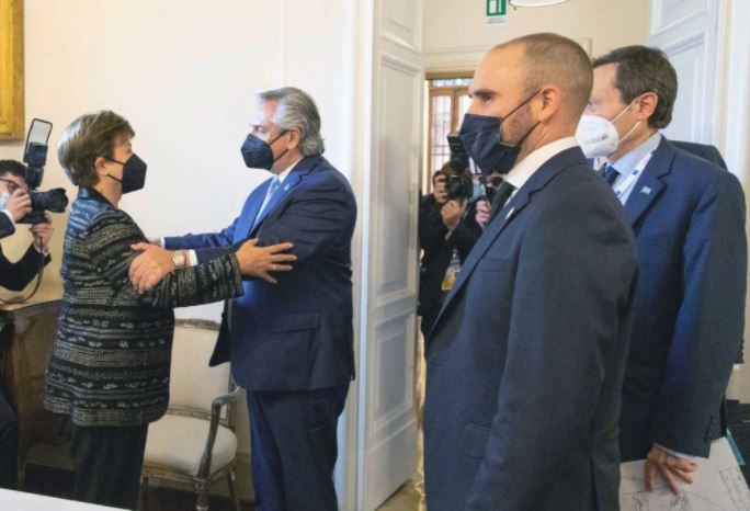 Argentina inició las negociaciones técnicas con el FMI buscando frenar las presiones cambiarias y financieras | Nacionales