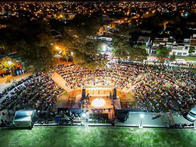 Con una importante cantidad de público se llevó a cabo el Festival "Paso del Salado" | Espectaculos
