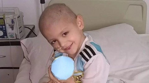 Un nene de 11 años rifó su bicicleta para ayudar a un chico enfermo | Nacionales