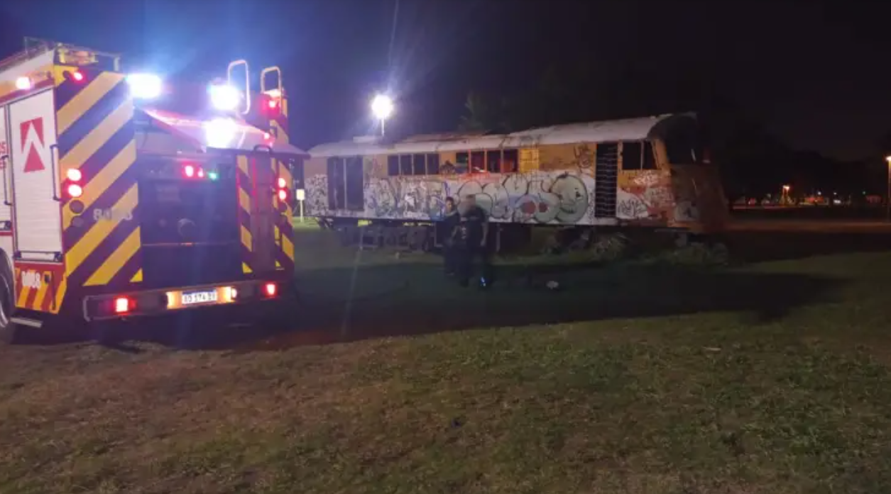 Se incendió una locomotora de exhibición en el Parque Federal | Noticias