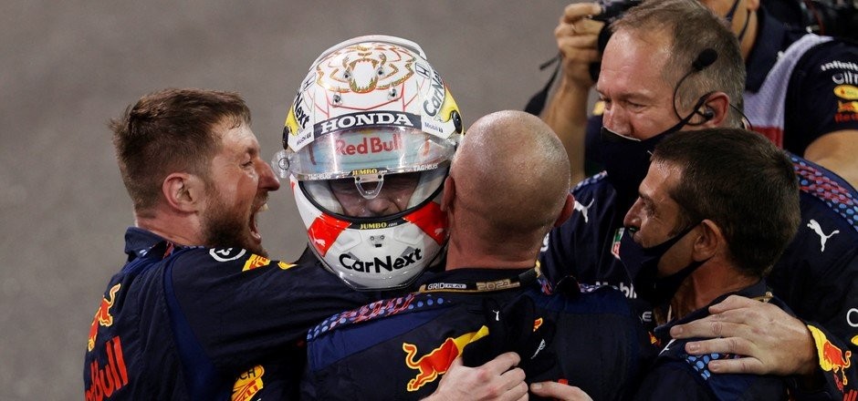 Max Verstappen, campeón de la Fórmula 1: ganó el título en la última vuelta | Deportes