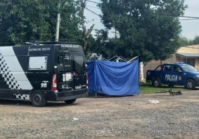 Asesinaron a un hombre de dos disparos en Villa Oculta | Noticias