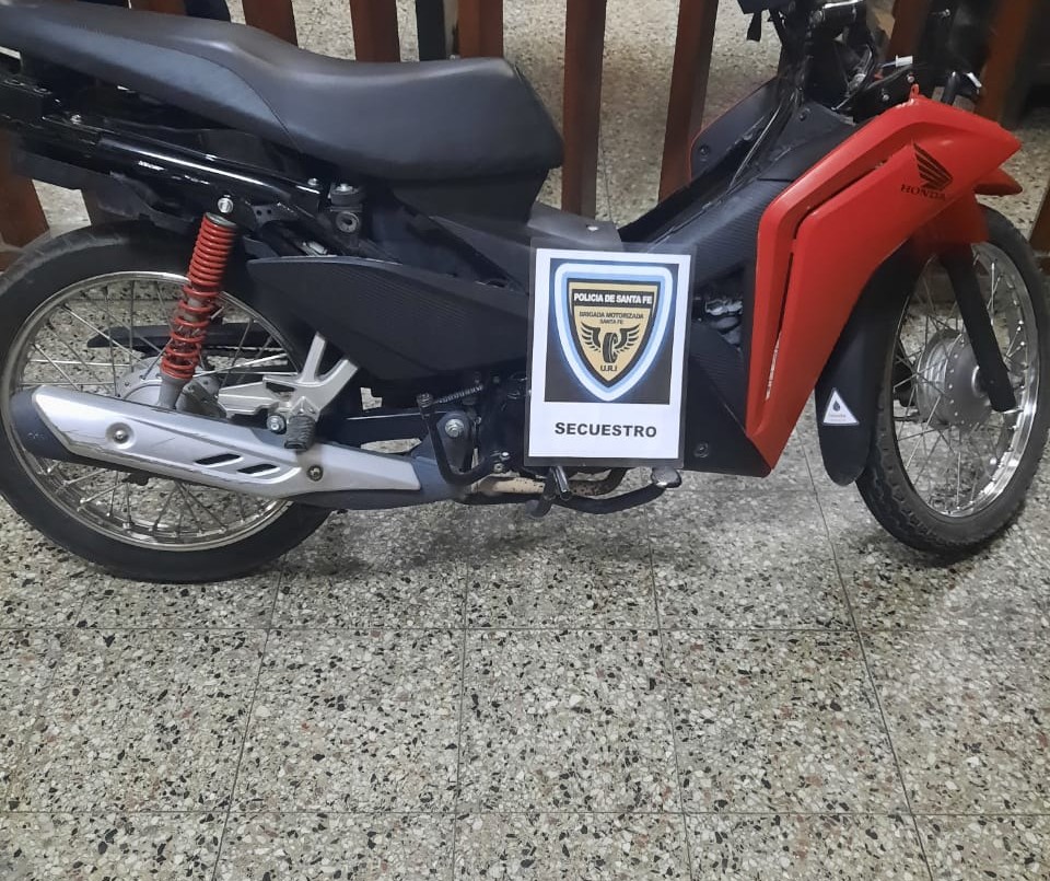 La Policía trasladó a cuatro personas y secuestró tres motos | Policiales