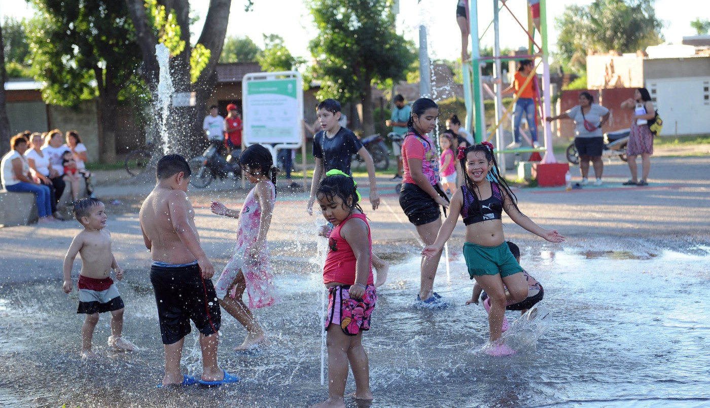 "Parque Bahía Encuentro", el nombre que eligieron los vecinos para la Plaza de Los Troncos | Información General