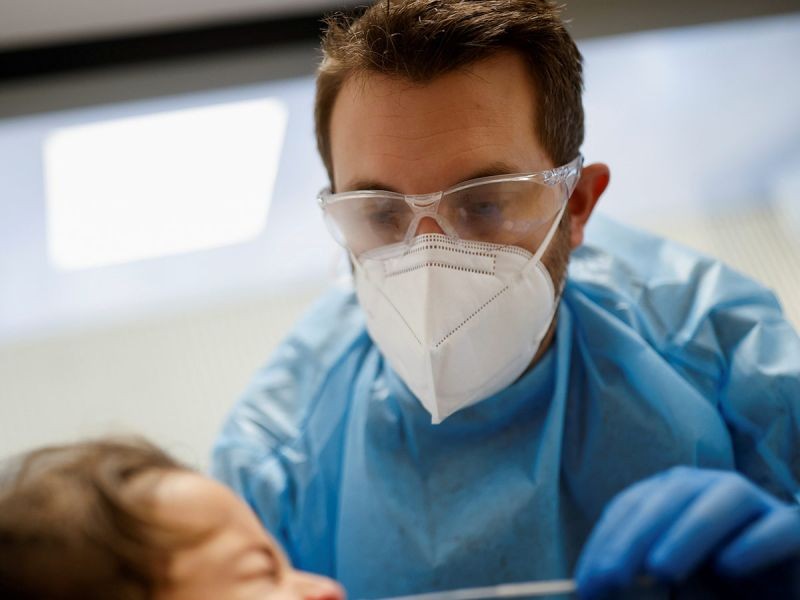 Detectan tres casos compatibles con la variante de coronavirus Ómicron en San Luis | Nacionales