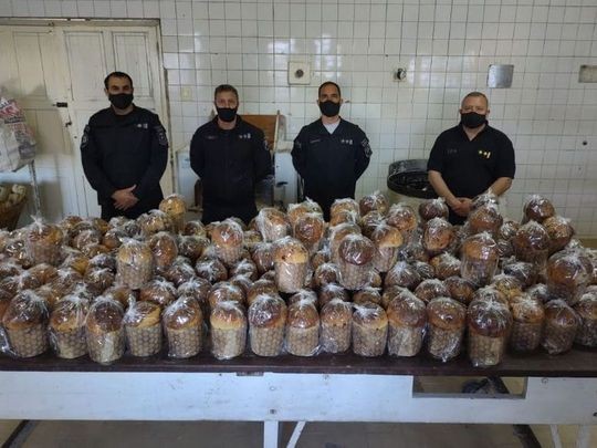Desde la cárcel de Azul elaboraron 200 pan dulces para merenderos infantiles | Nacionales