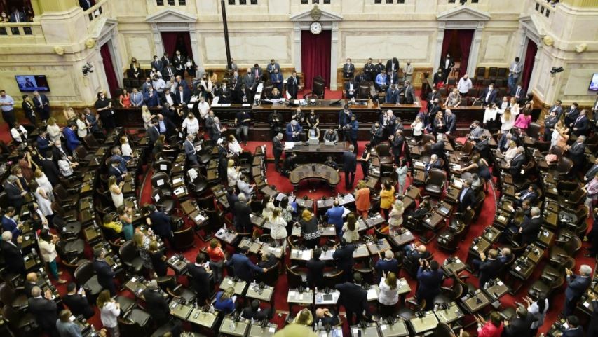 El Gobierno prepara el temario de leyes para las sesiones extraordinarias en el Congreso | Legislativas