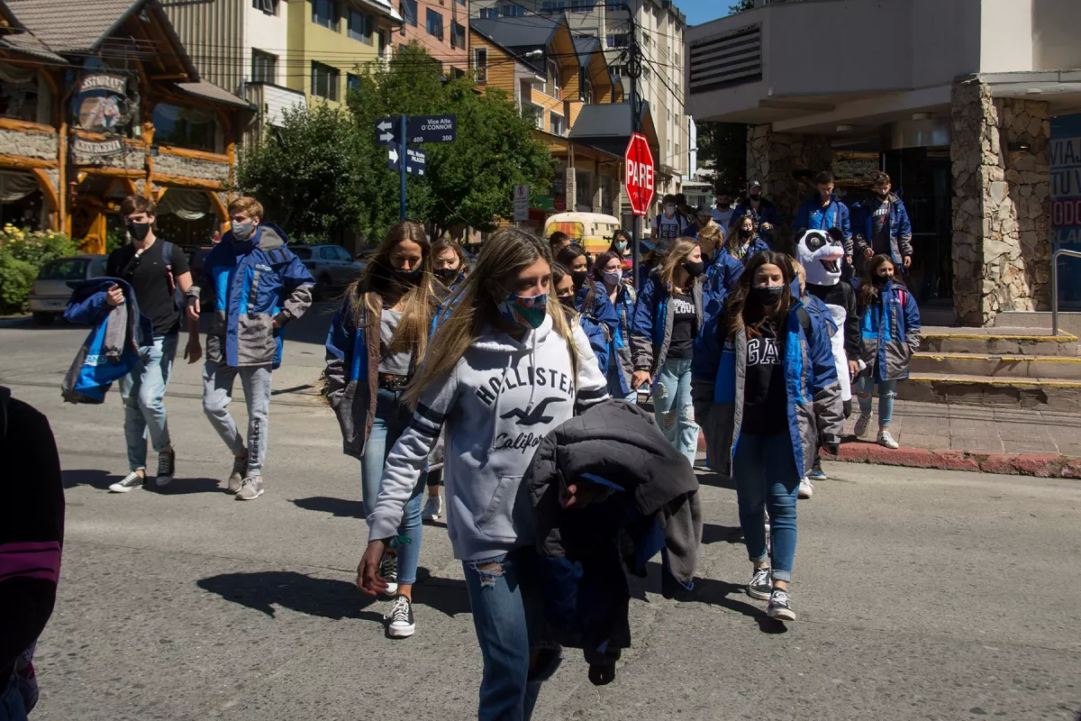 Reprograman viajes de egresados a Bariloche ante el aumento de casos de coronavirus | Nacionales