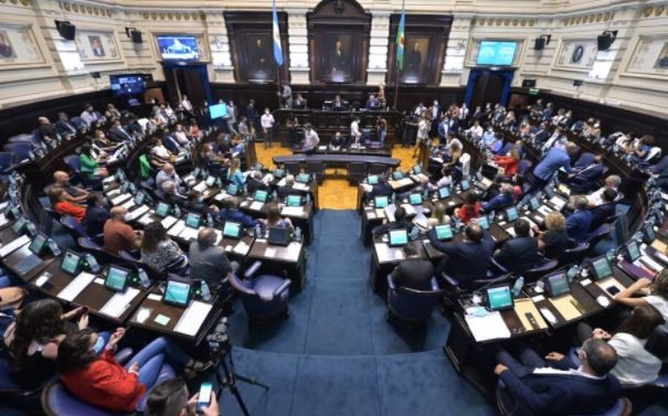 La Legislatura bonaerense aprobó la reforma que permite la reelección de intendentes | Legislativas
