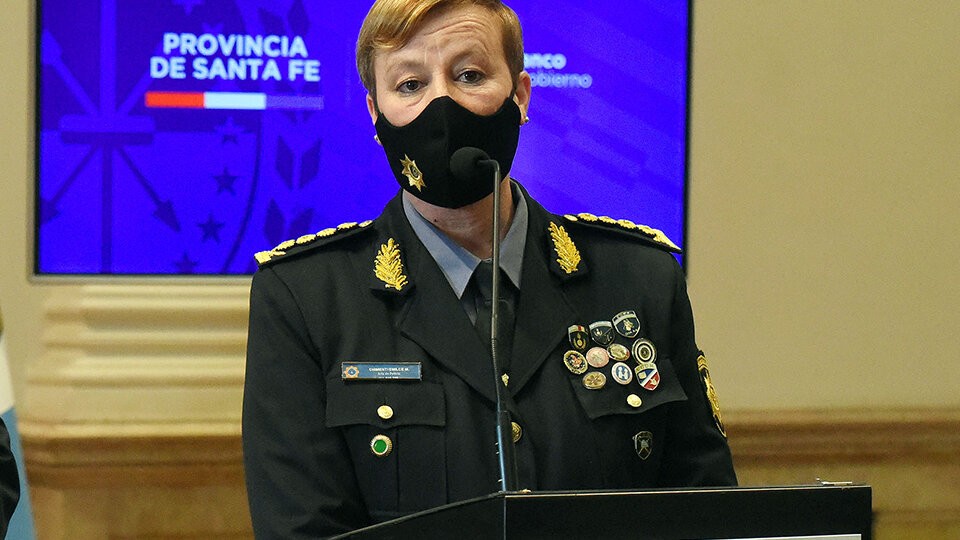 Policía que no se haya vacunado contra el covid se le quitará el arma reglamentaria | Noticias