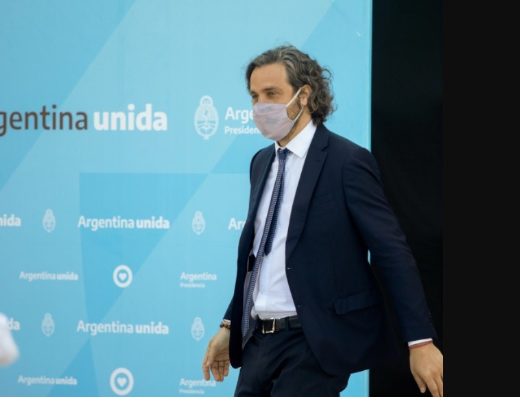 Cafiero está aislado por contacto estrecho de covid, en la previa de un viaje clave a EE.UU. | Nacionales