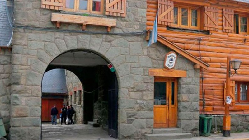 Bariloche: encuentran muerto en una celda a joven que había denunciado a policías por violencia institucional | Nacionales
